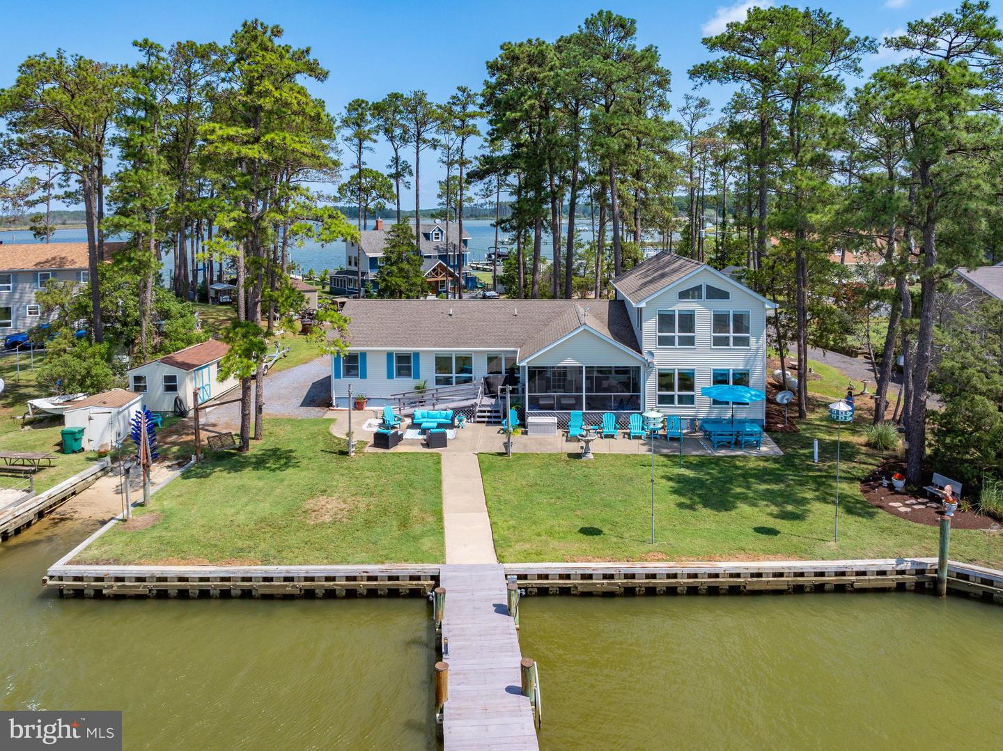 803 Seabreeze Rd Property Photo 3