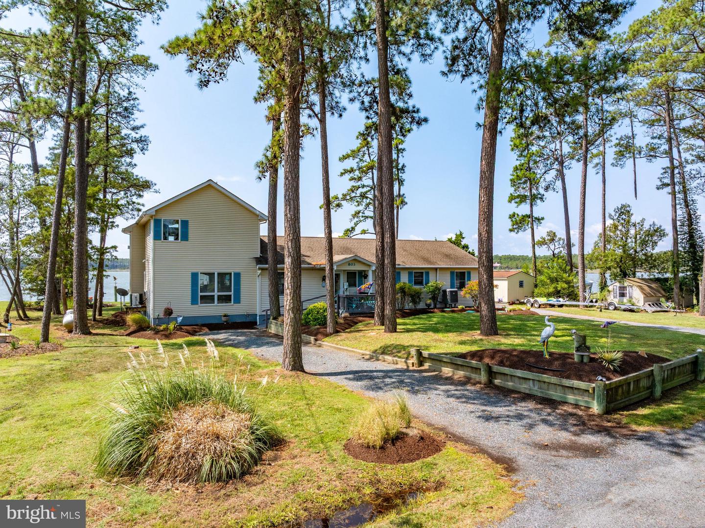 803 Seabreeze Rd Property Photo 13