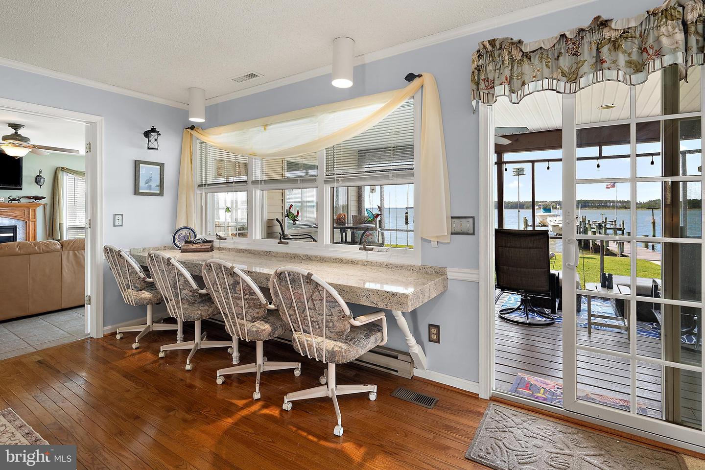 803 Seabreeze Rd Property Photo 27