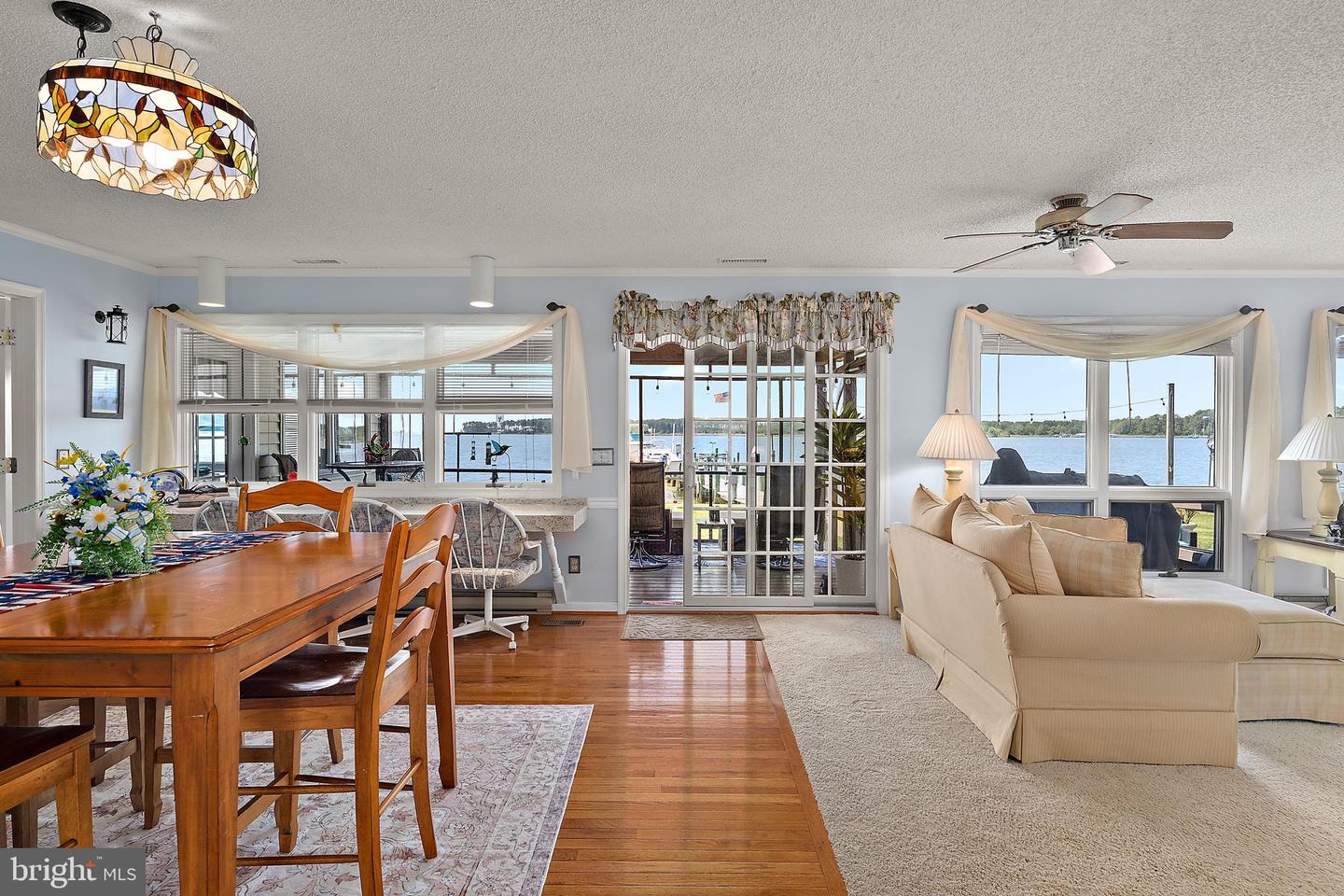 803 Seabreeze Rd Property Photo 28
