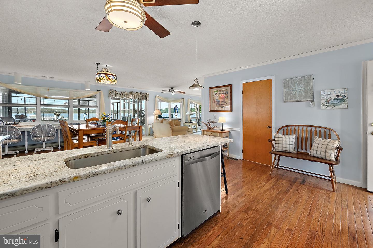 803 Seabreeze Rd Property Photo 40