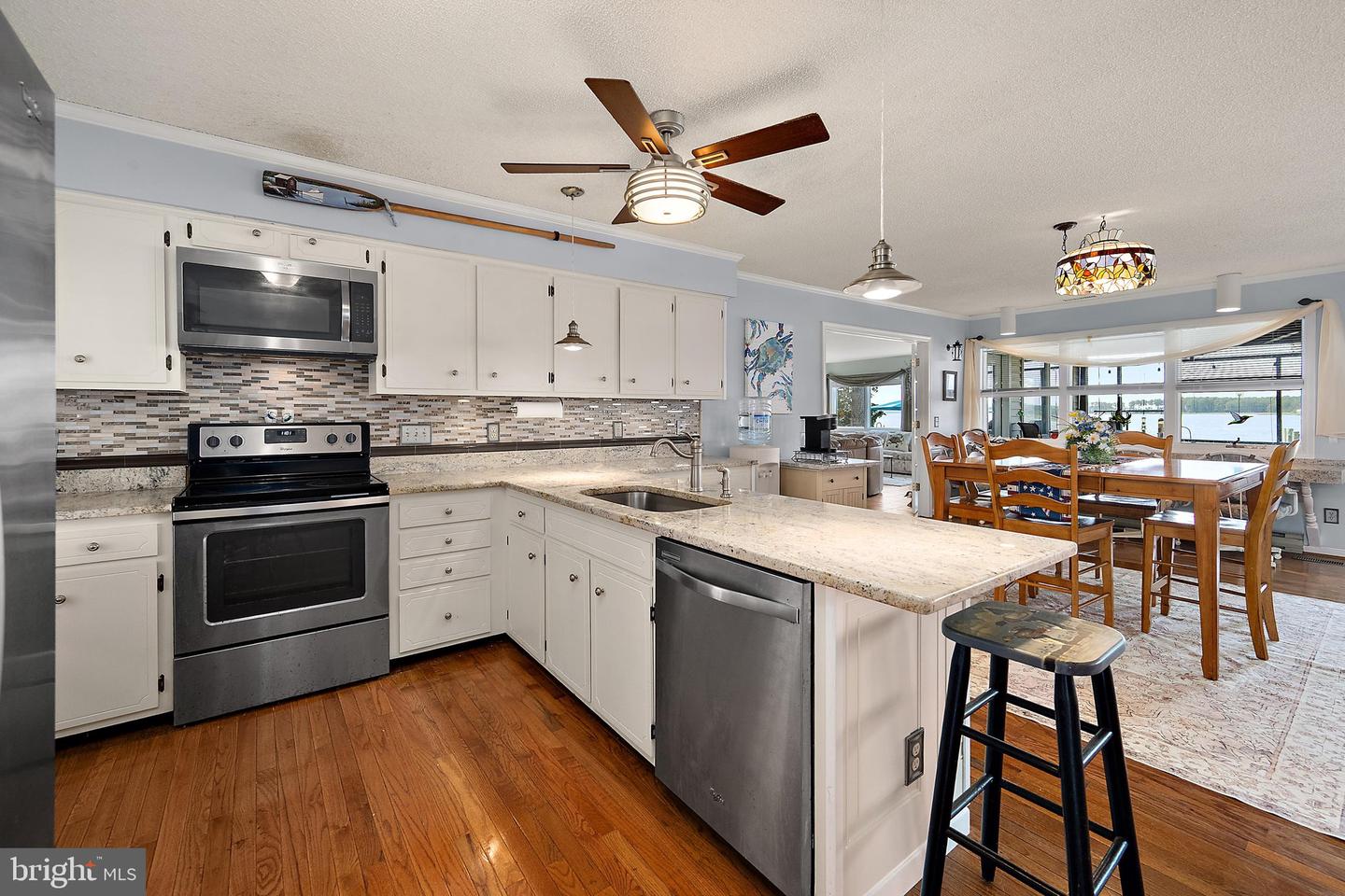 803 Seabreeze Rd Property Photo 41
