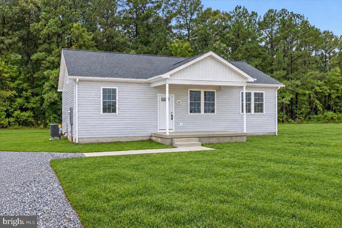 2607 Southside Ave. Property Photo 2