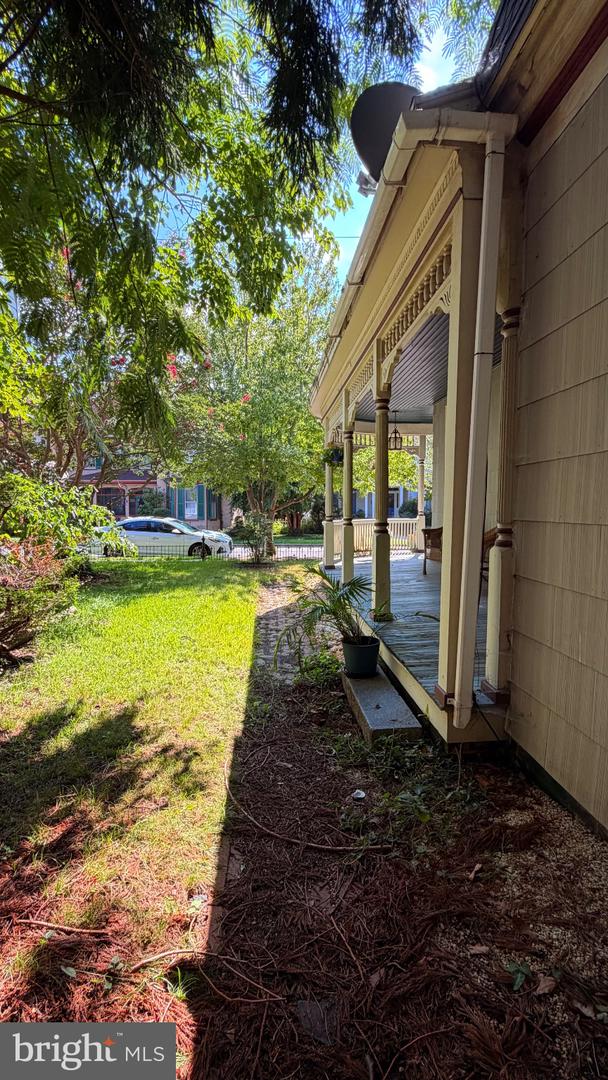 903 Locust St Property Photo 5