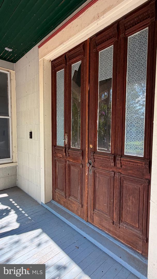 903 Locust St Property Photo 9