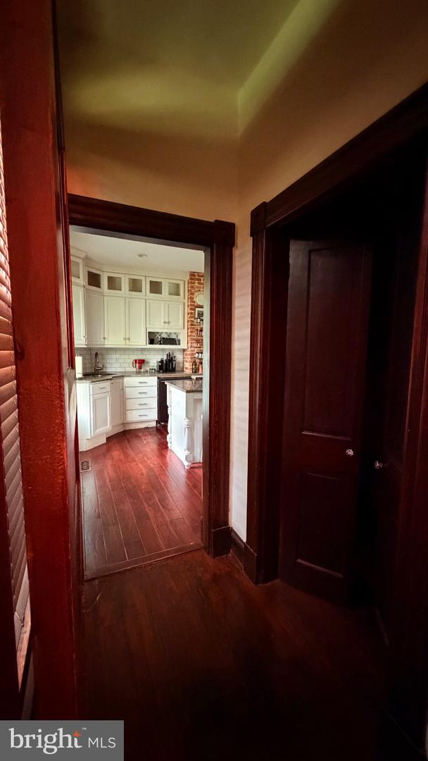 903 Locust St Property Photo 21