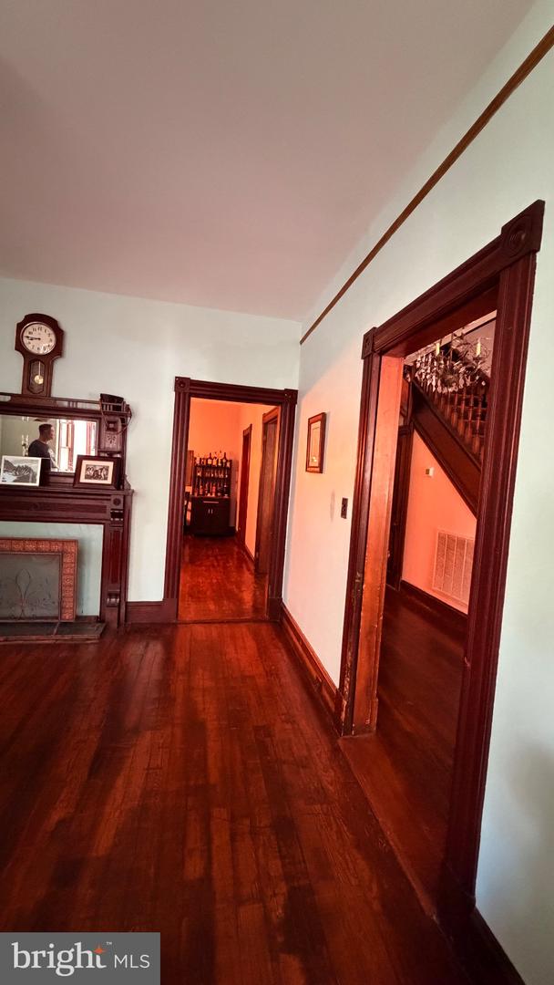 903 Locust St Property Photo 29