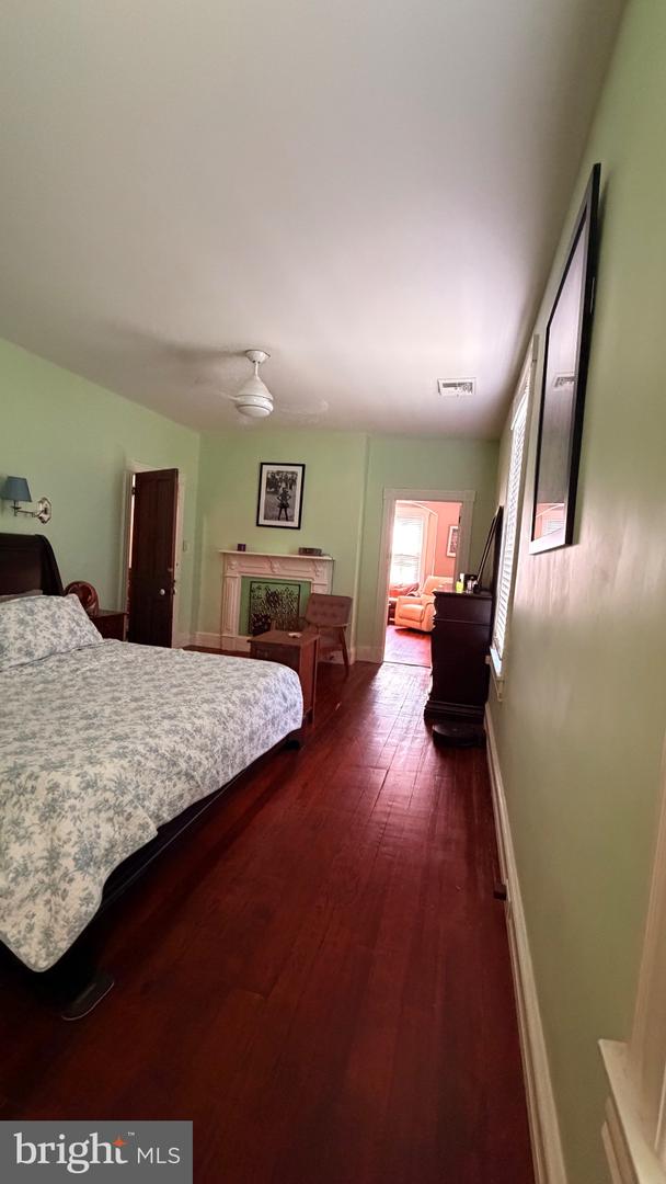 903 Locust St Property Photo 52