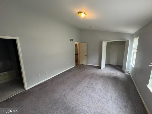 2564 Southside Ave Property Photo 13