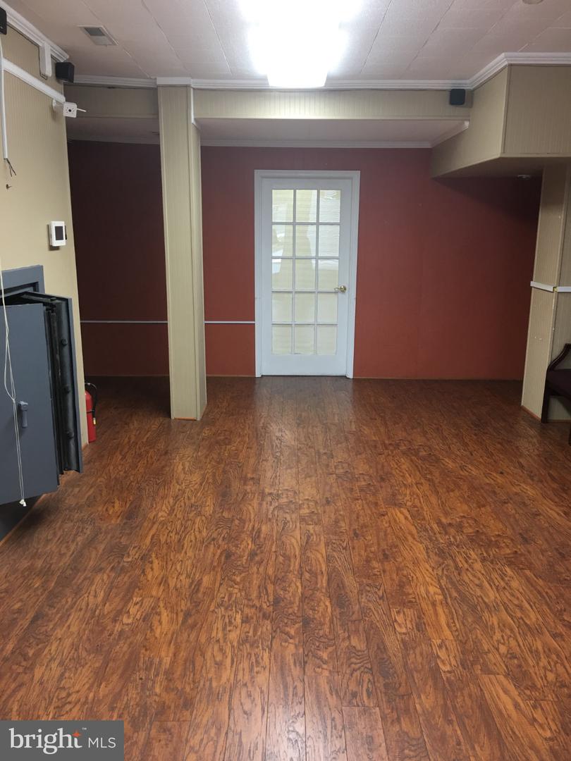 541 Poplar St #suite 100 Property Photo 6