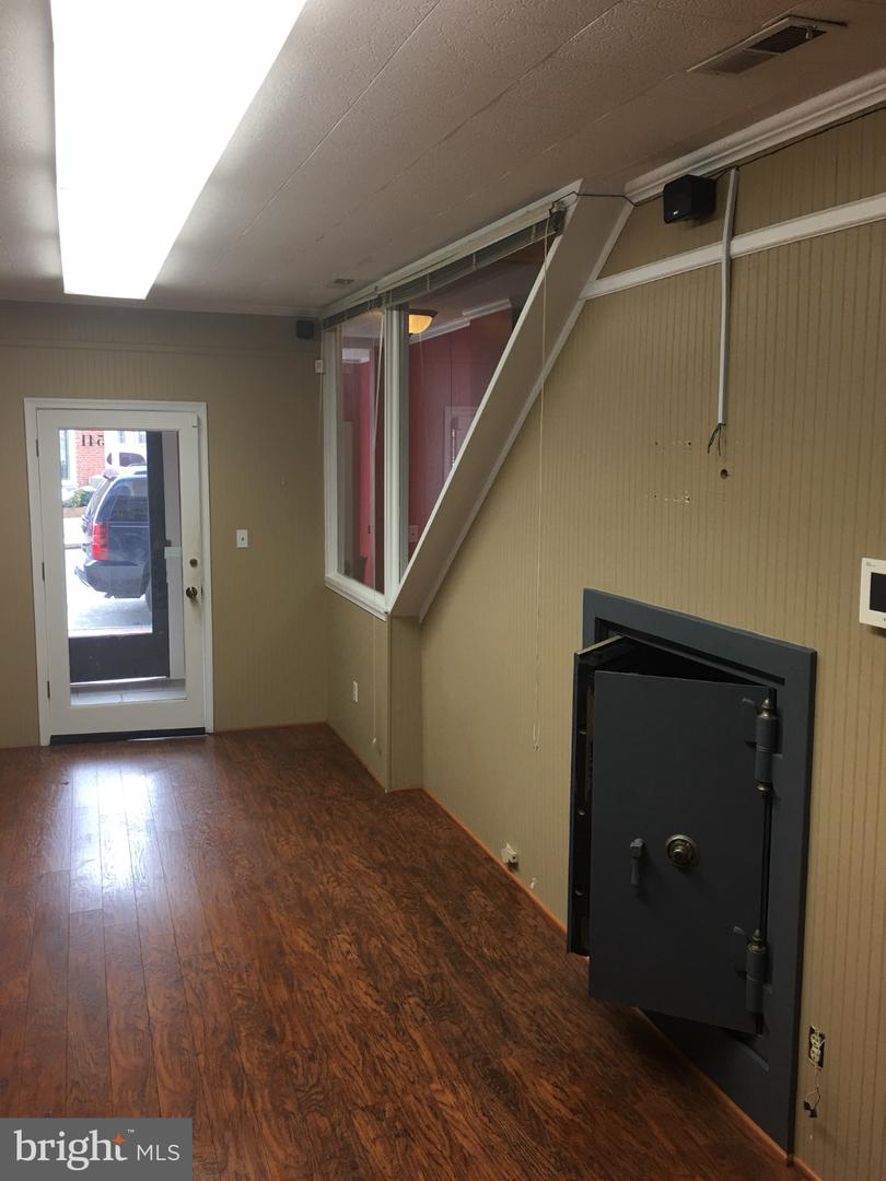541 Poplar St #suite 100 Property Photo 13