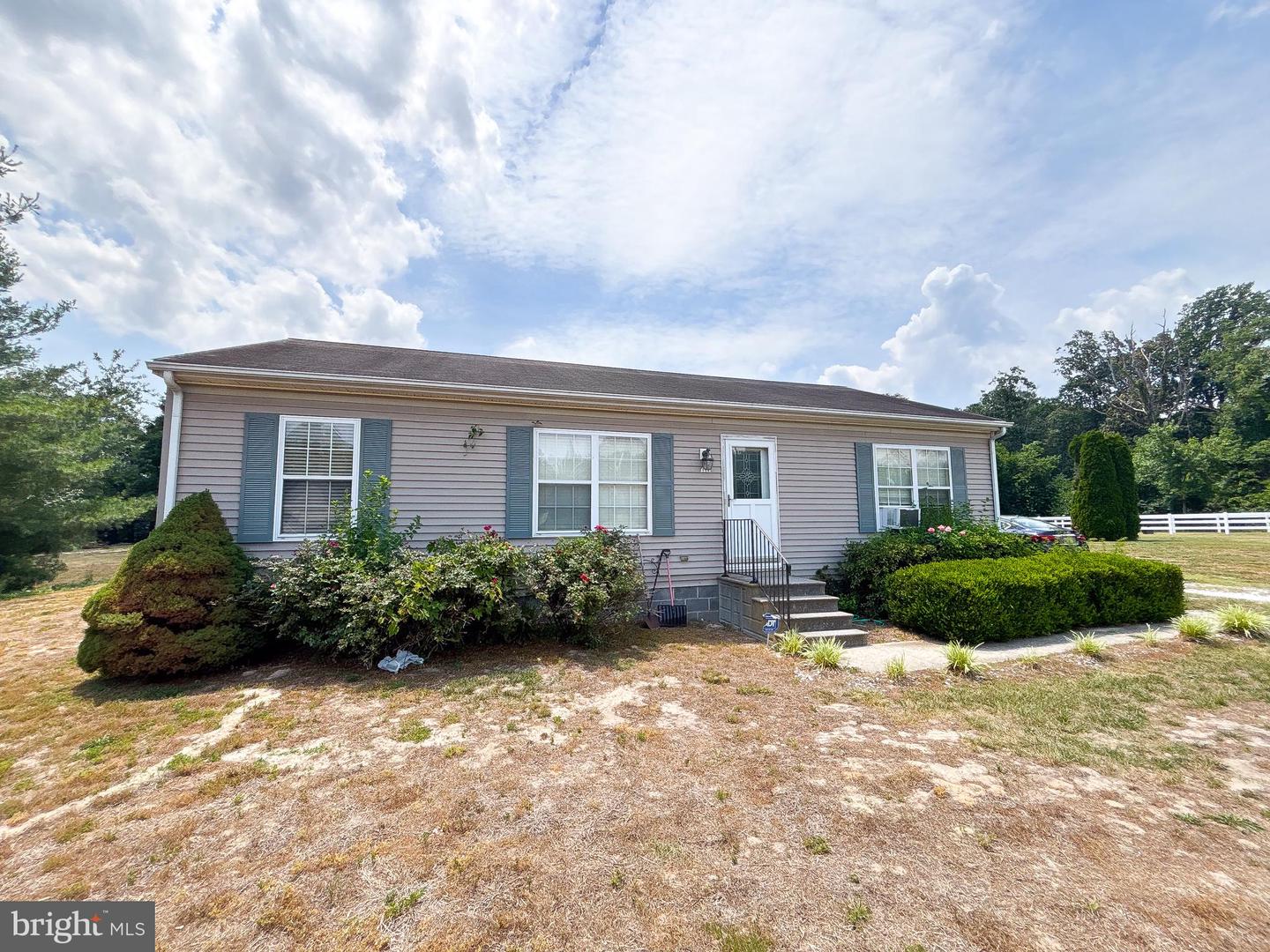 6906 Midfield Rd Property Photo 1