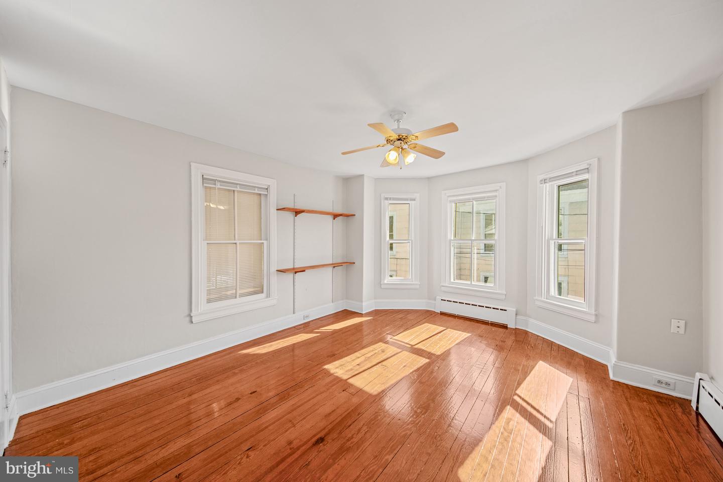 817 Locust St Property Photo 22