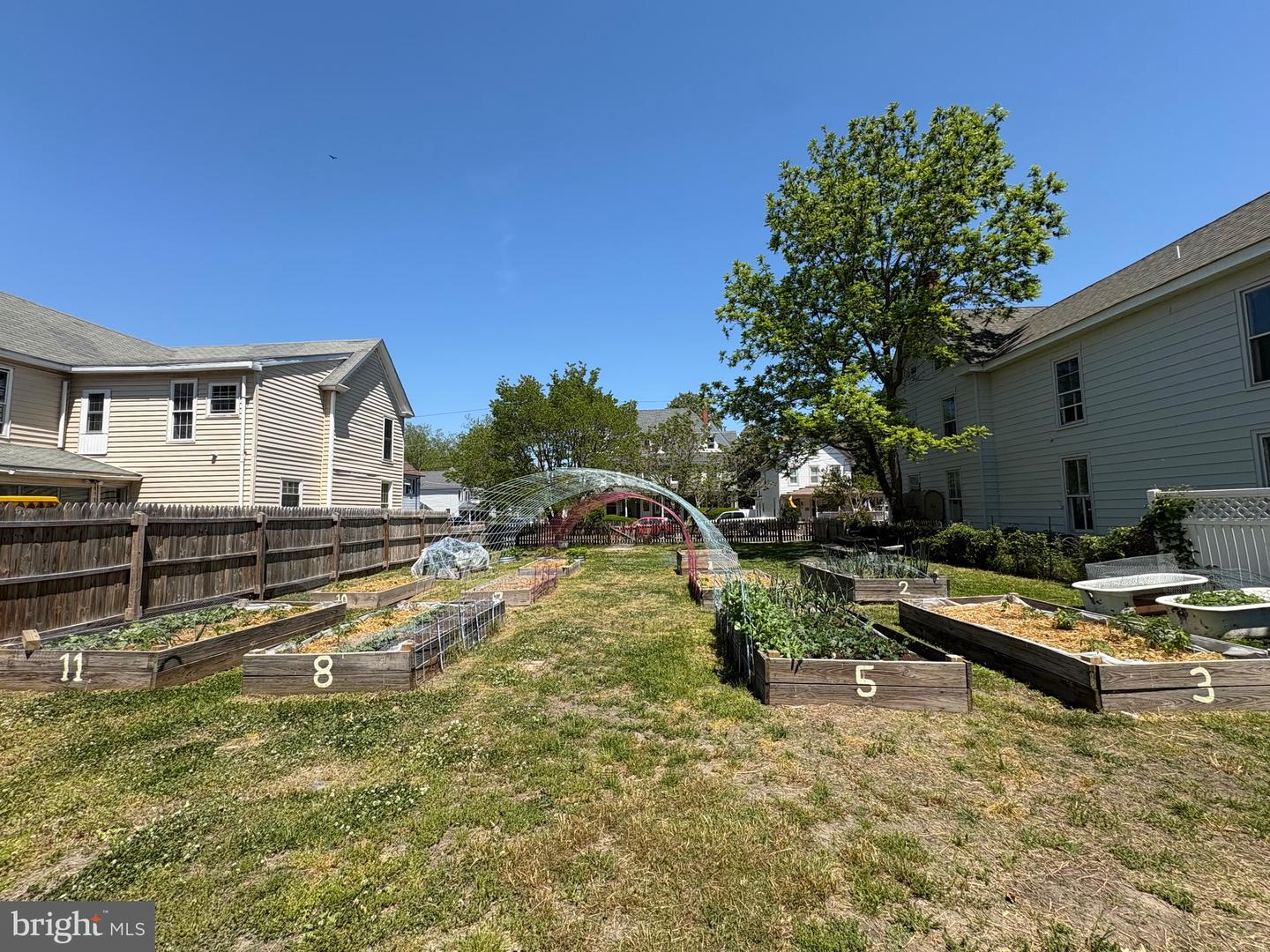 817 Locust St Property Photo 37