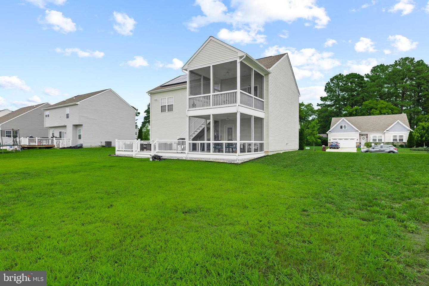 145 Regulator Dr N Property Photo 44