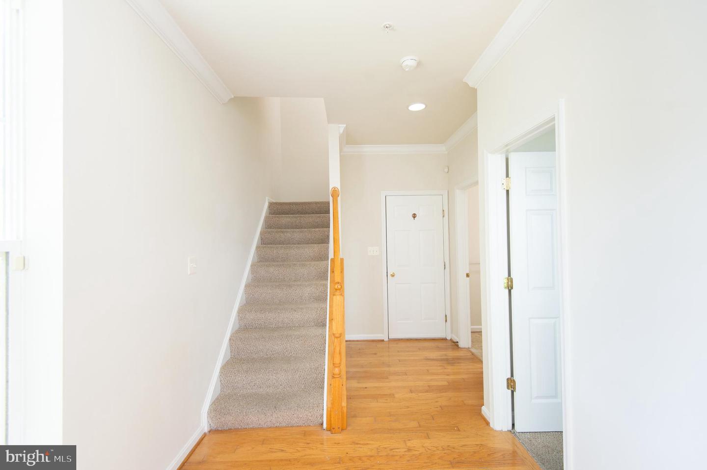 214 Tidewater Drive Property Photo 3