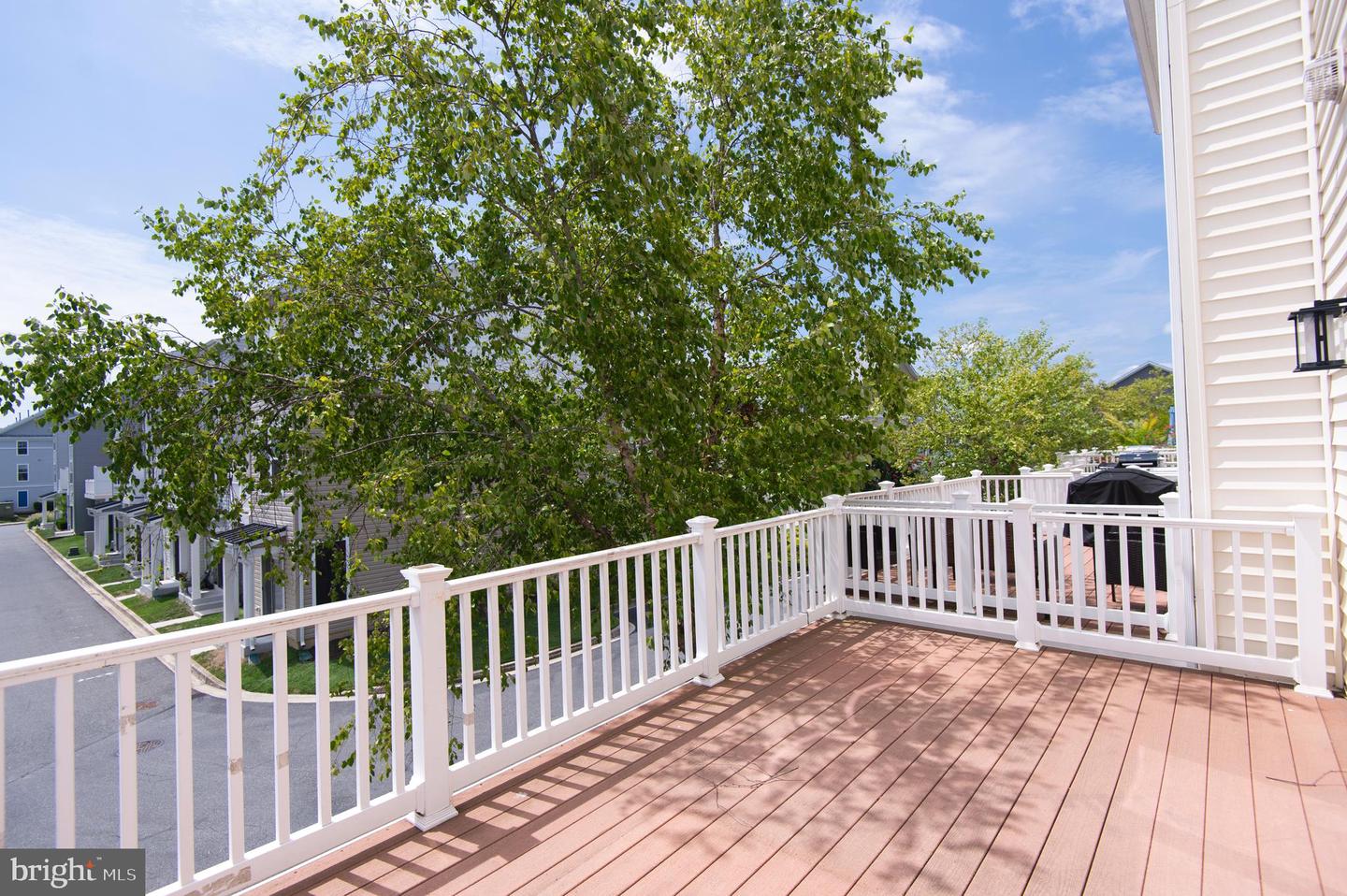 214 Tidewater Drive Property Photo 16
