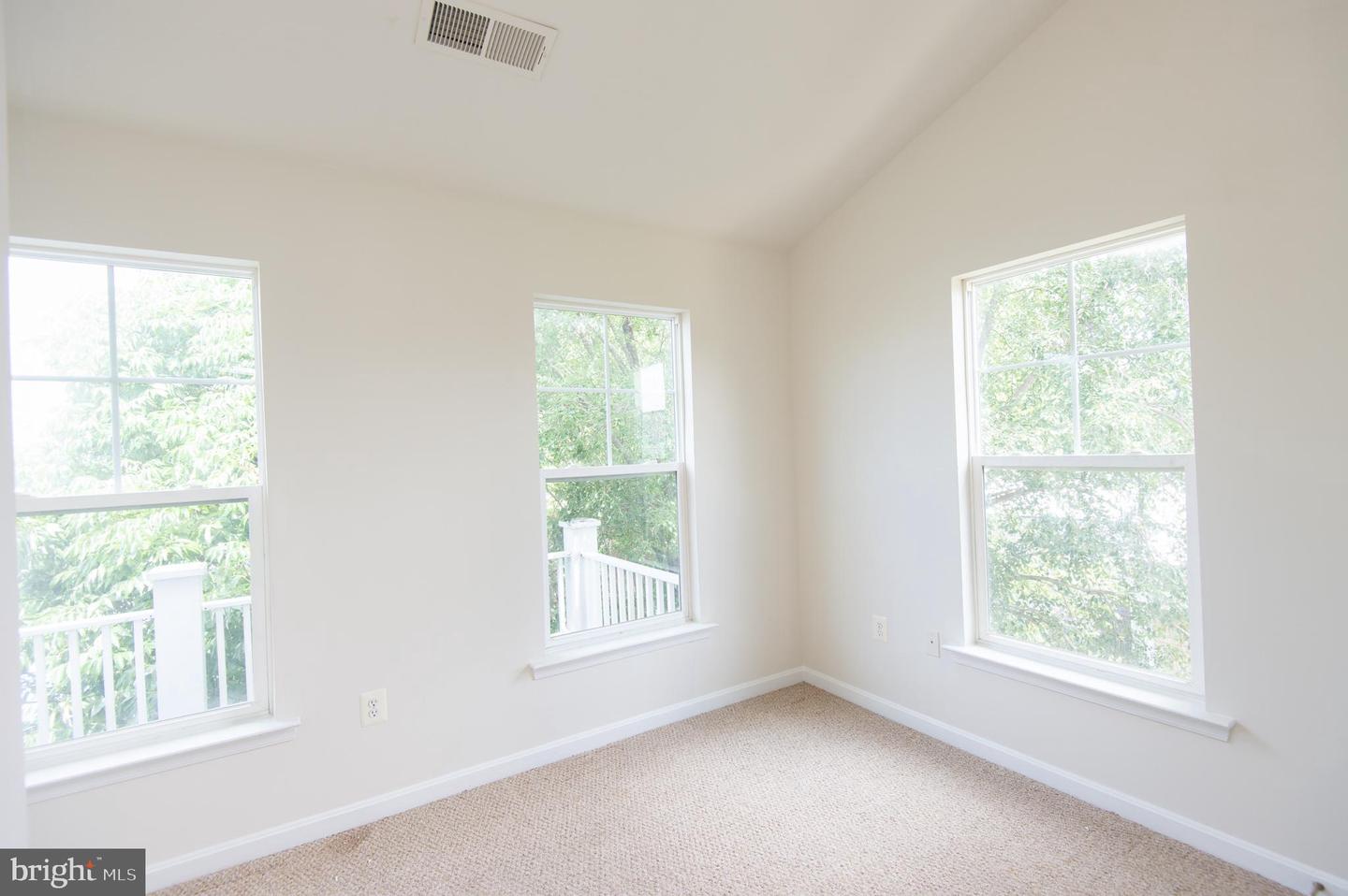 214 Tidewater Drive Property Photo 32