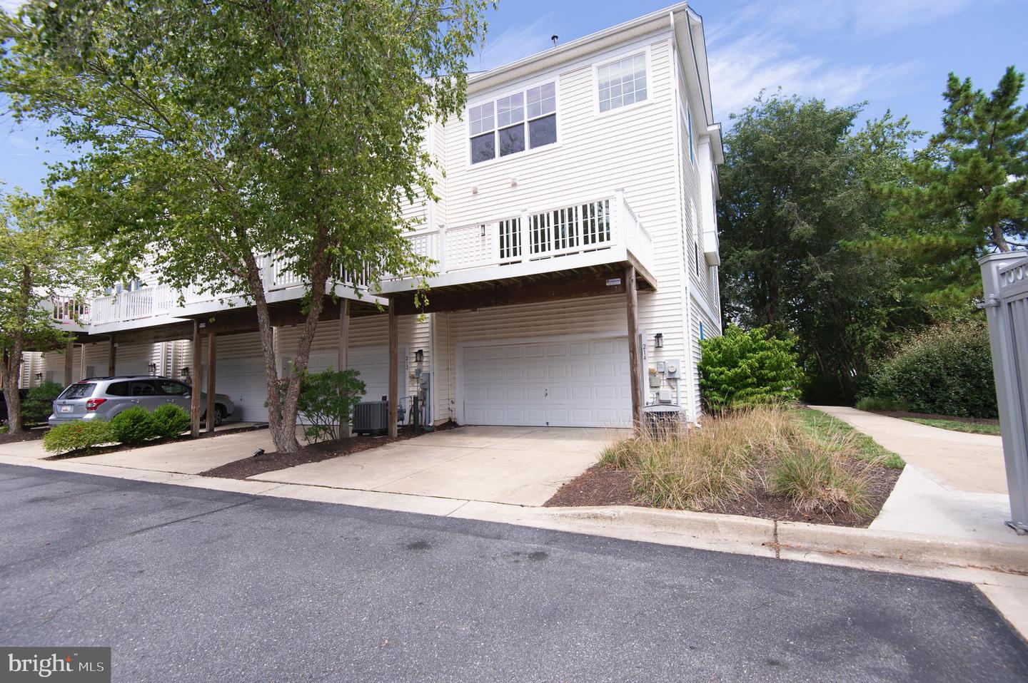 214 Tidewater Drive Property Photo 39