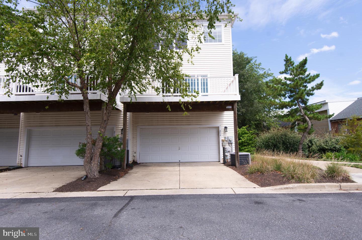214 Tidewater Drive Property Photo 40