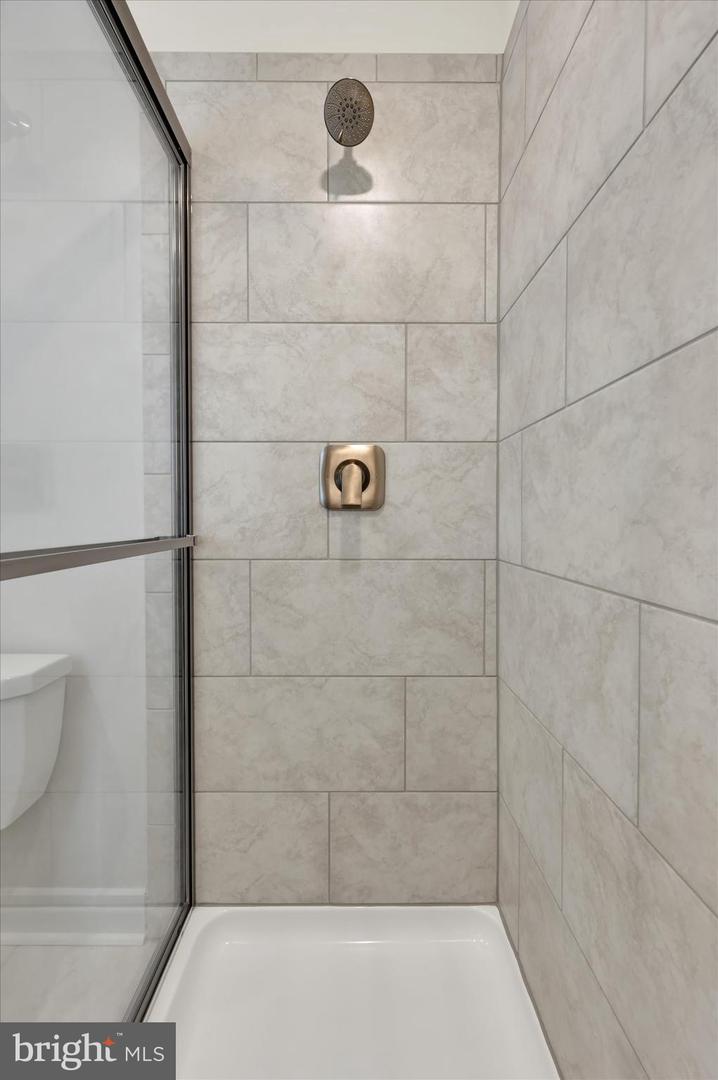 2174 Winterberry Ln Property Photo 14
