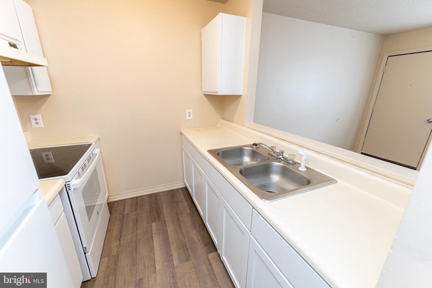 510 S Main St #20 Property Photo 11