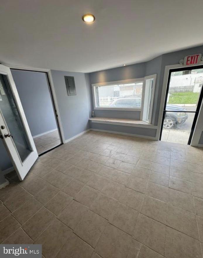700 Pine St Property Photo 4