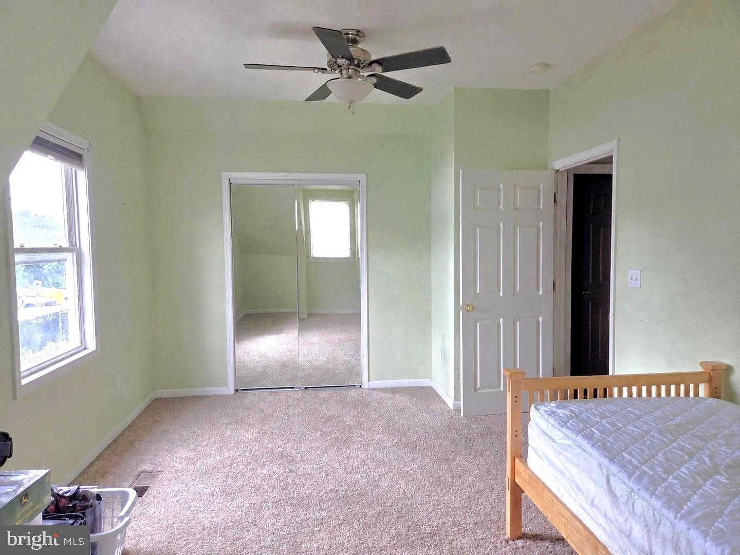 134 Main St Property Photo 28