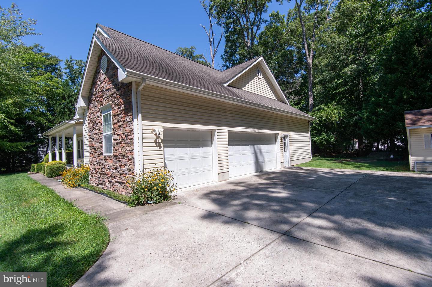 5605 Bayberry Way Property Photo 2