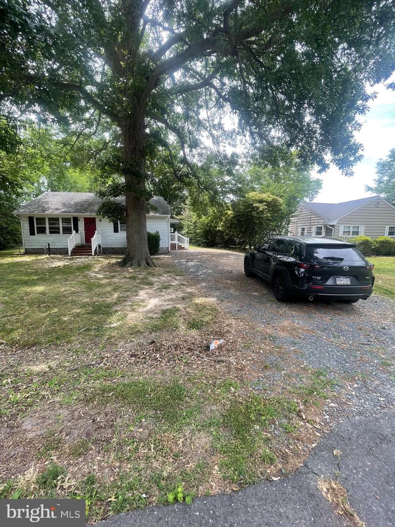 104 LINTHICUM DR Property Photo 1