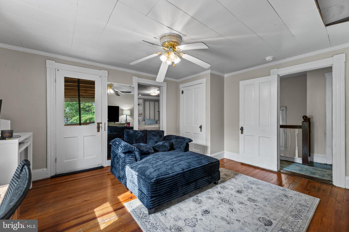 702 Travers St Property Photo 18