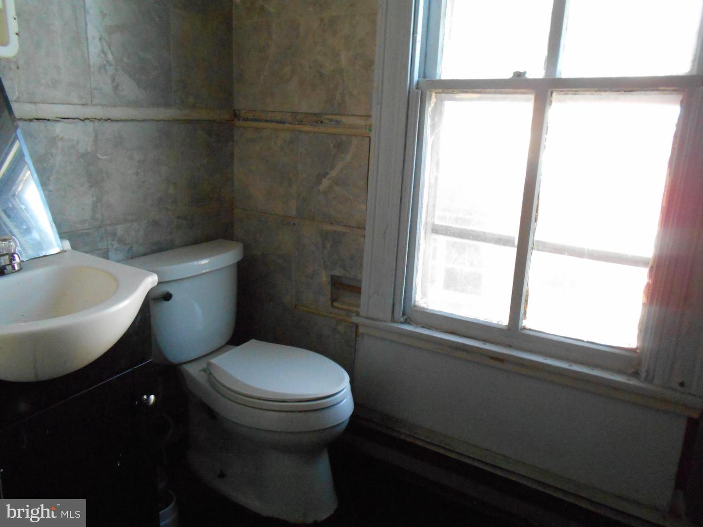 1104 Locust St Property Photo 22