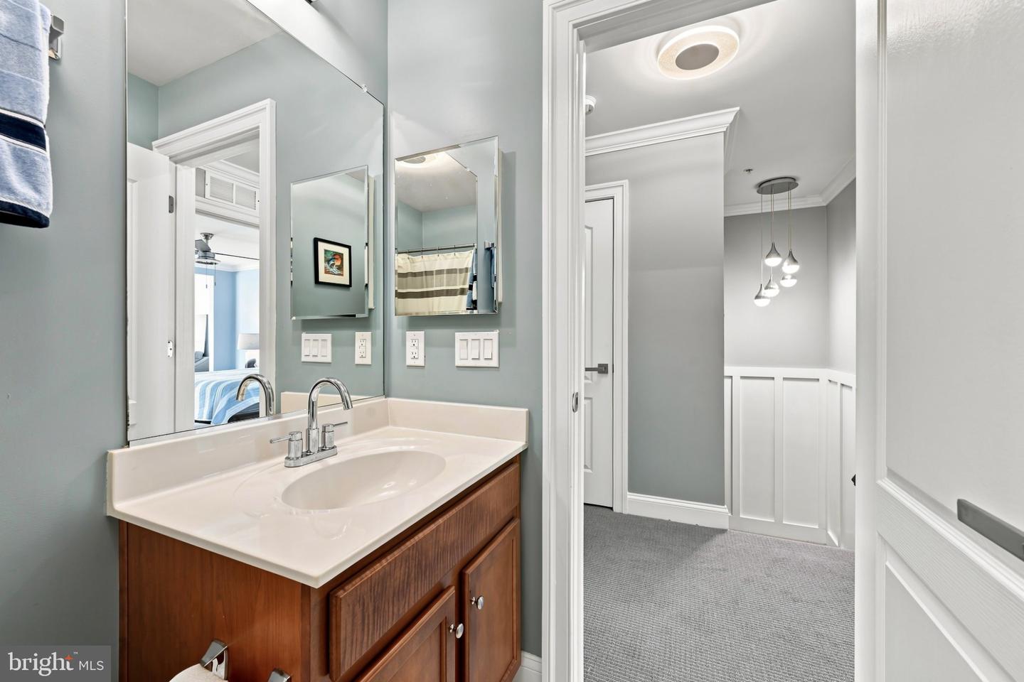 403 Seaway Ct #130 Property Photo 34
