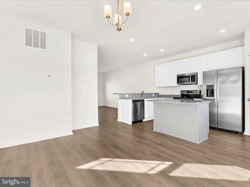 2504 Boeing Way Property Photo 11