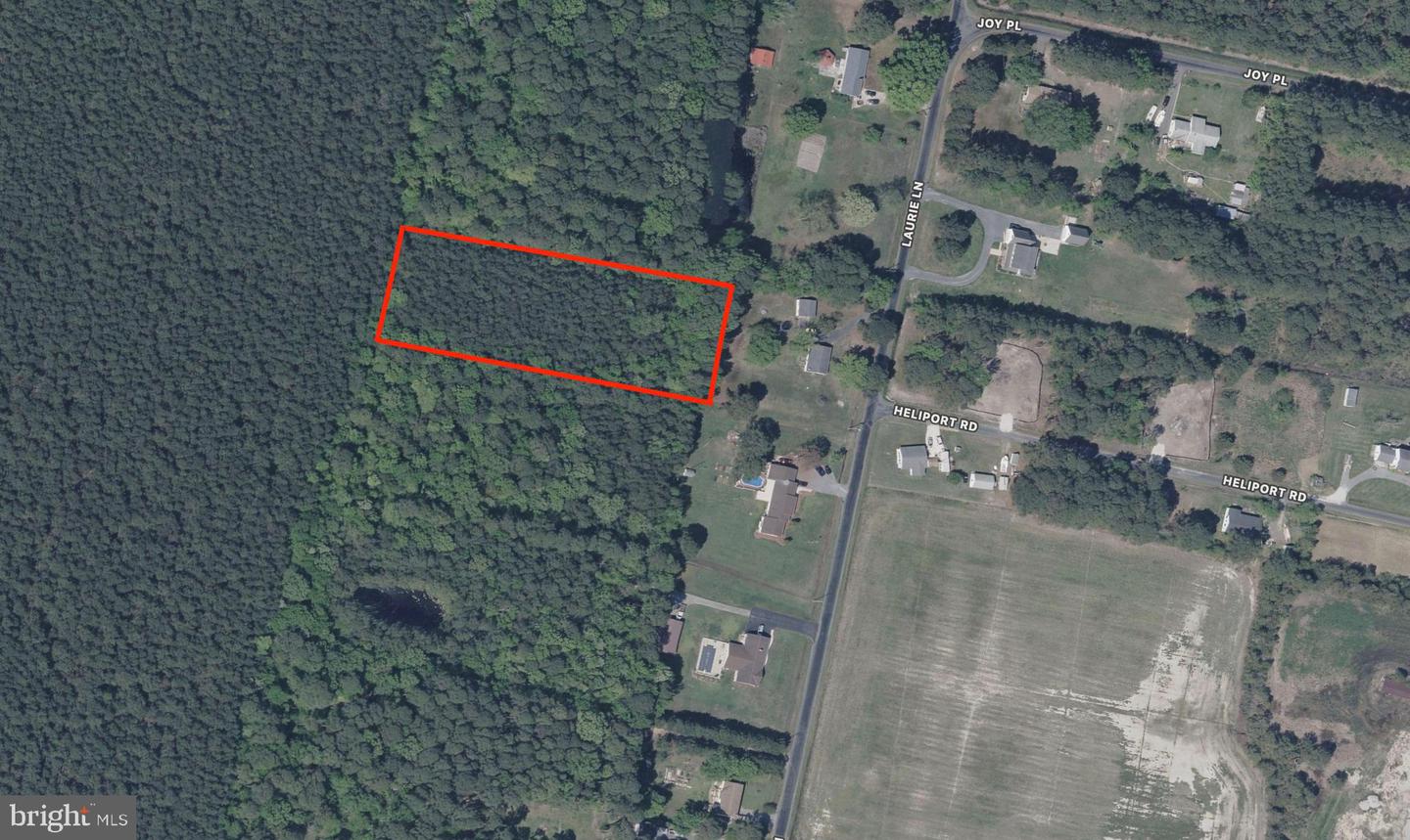 Laurie Ln Property Photo 1