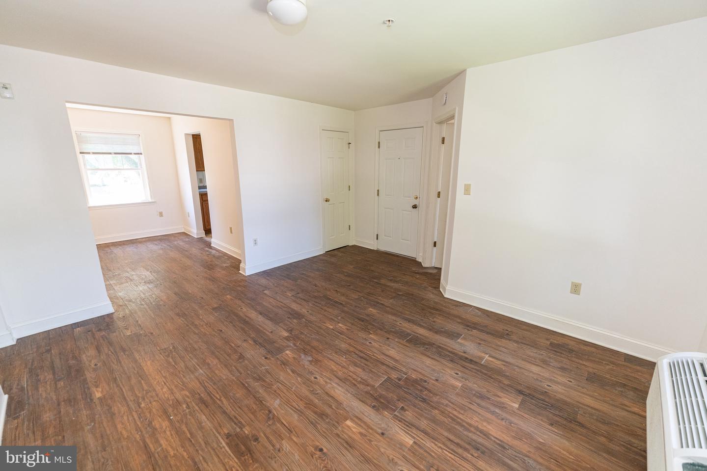 800 Travers St #12 Property Photo 6