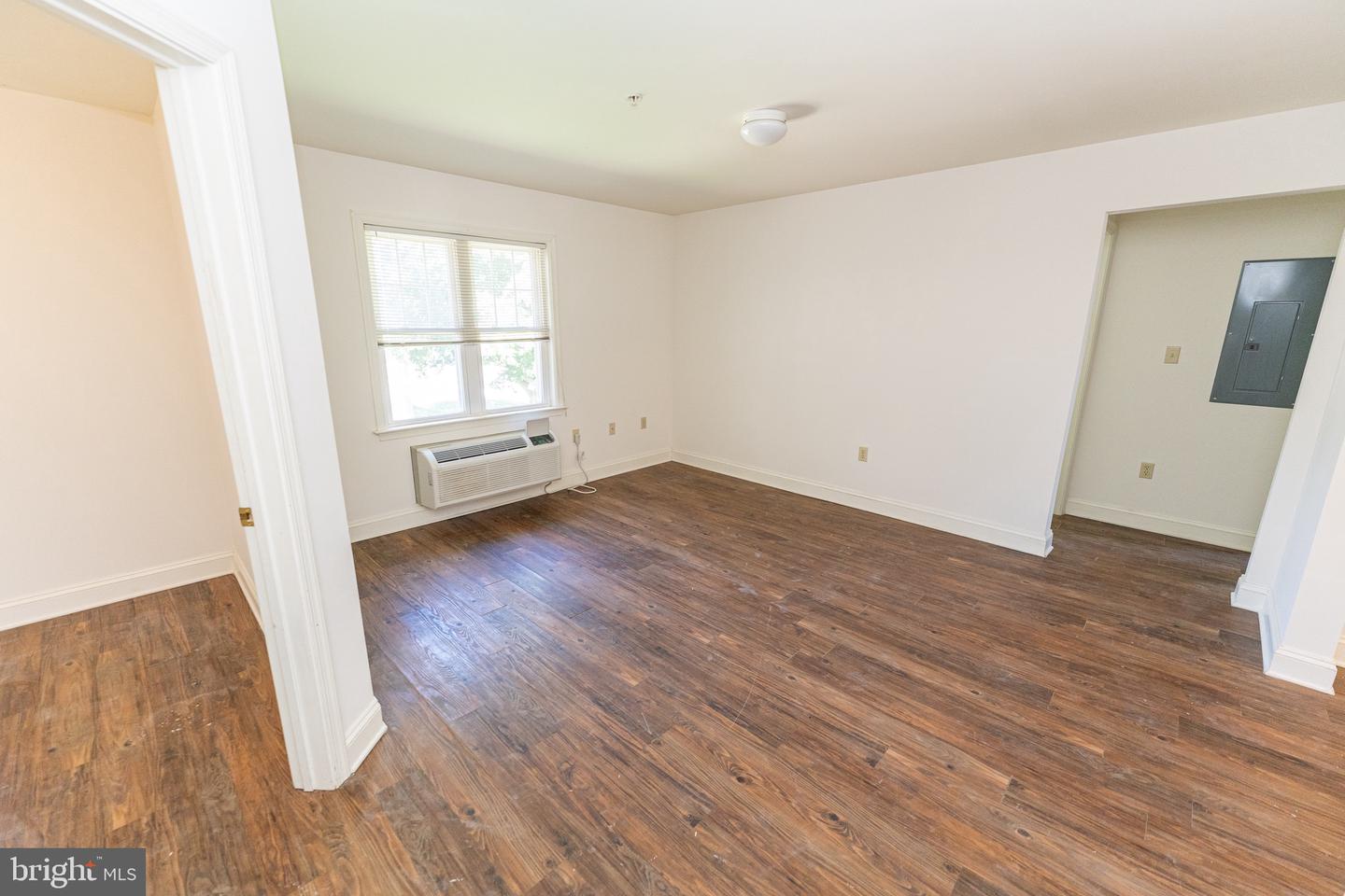 800 Travers St #12 Property Photo 8