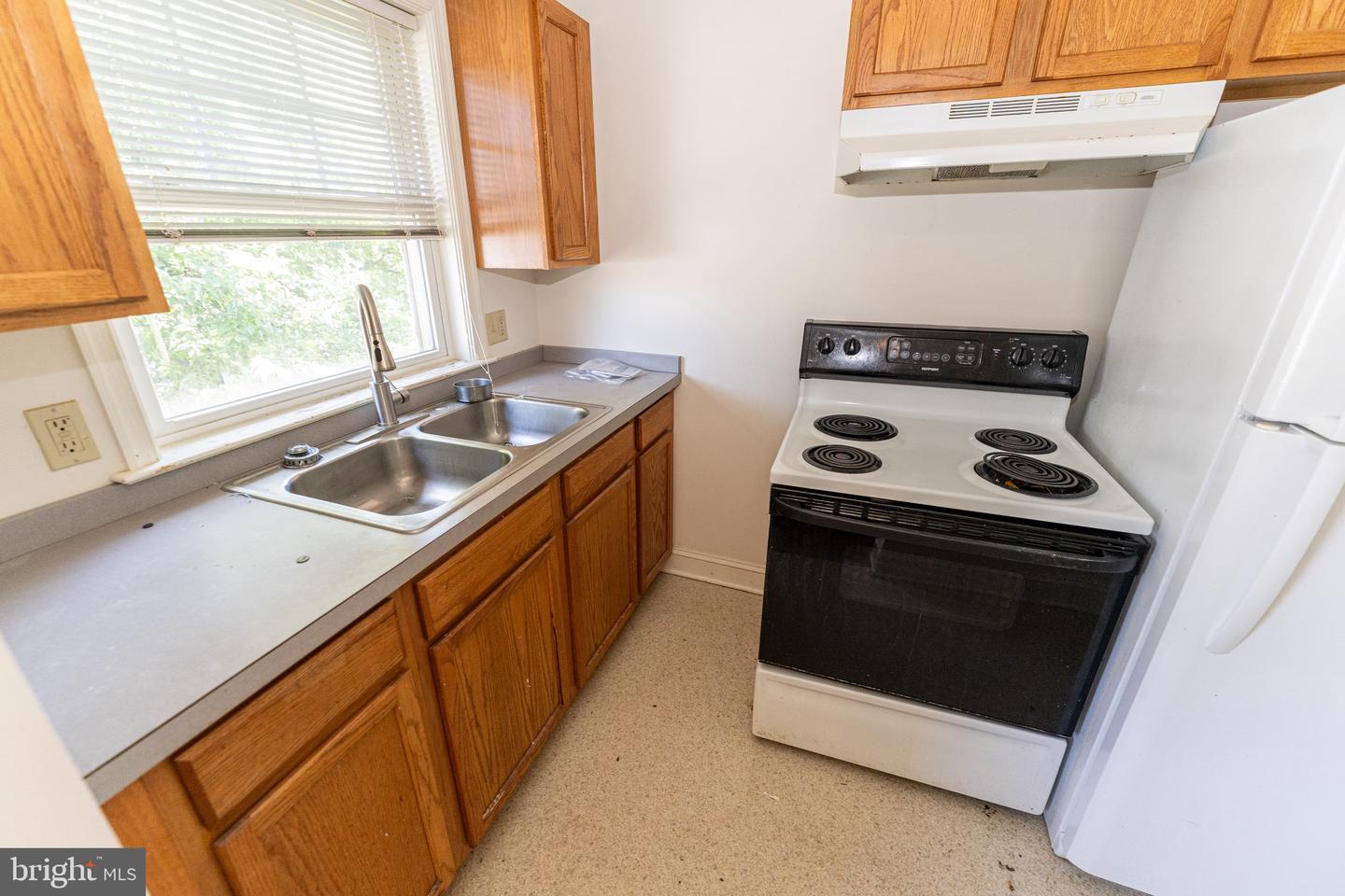 800 Travers St #12 Property Photo 16