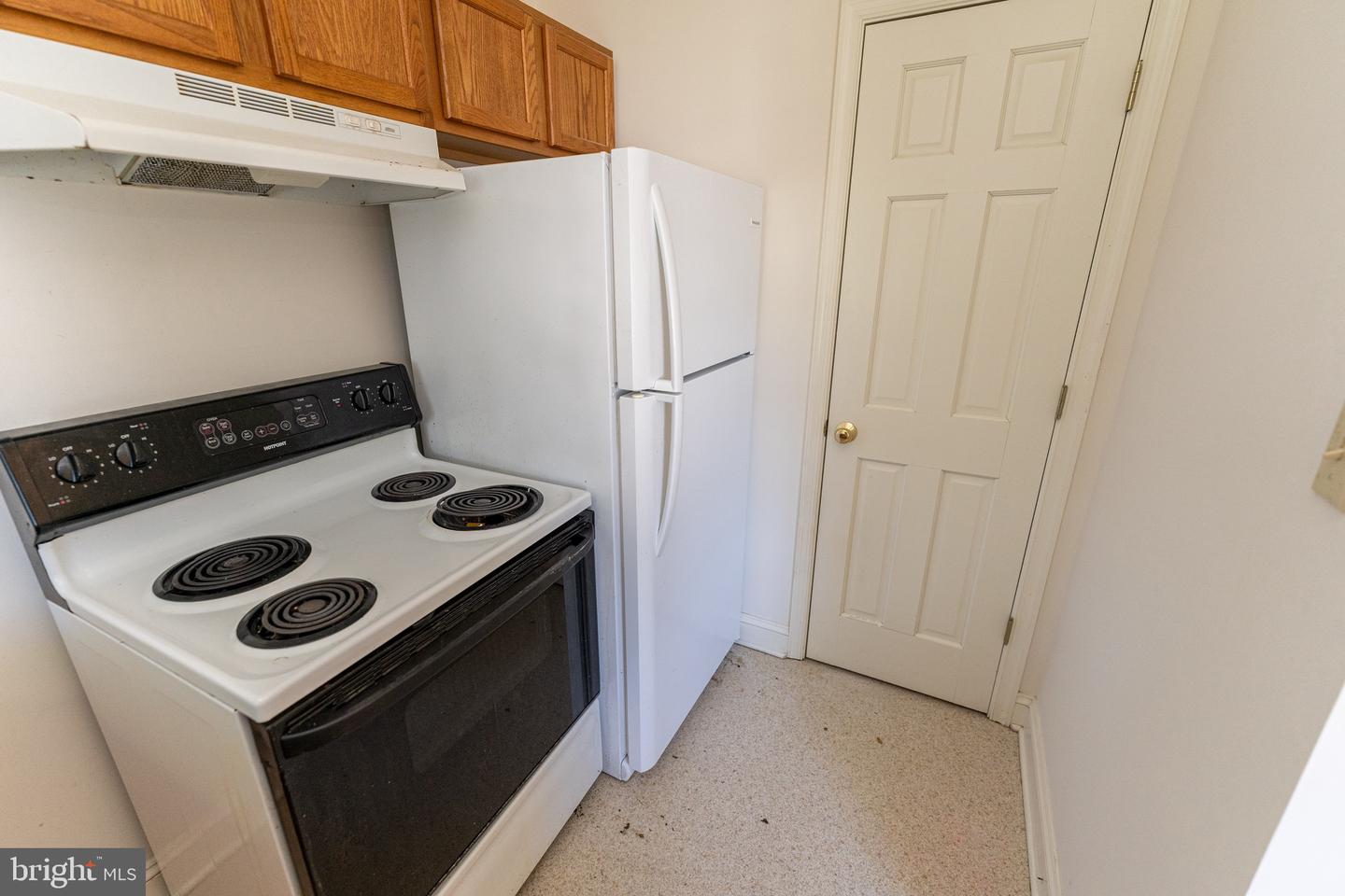 800 Travers St #12 Property Photo 17