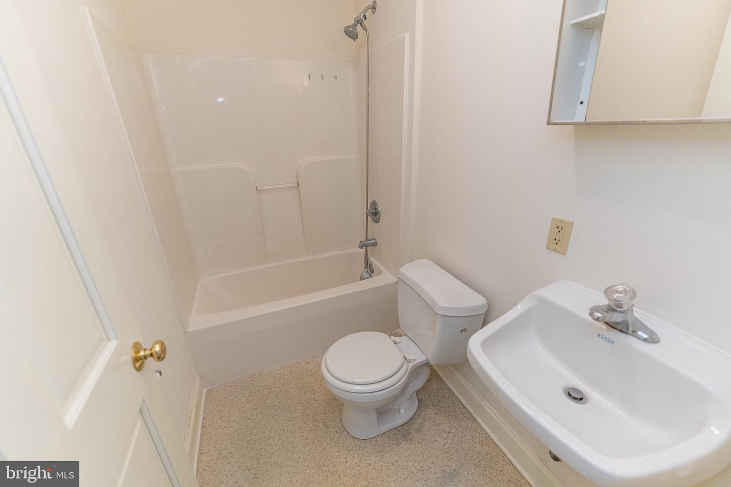 800 Travers St #12 Property Photo 25