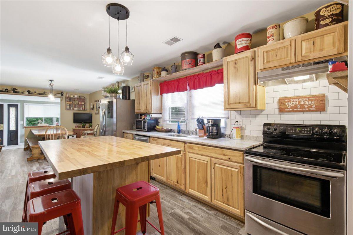 5318 River Property Photo 7