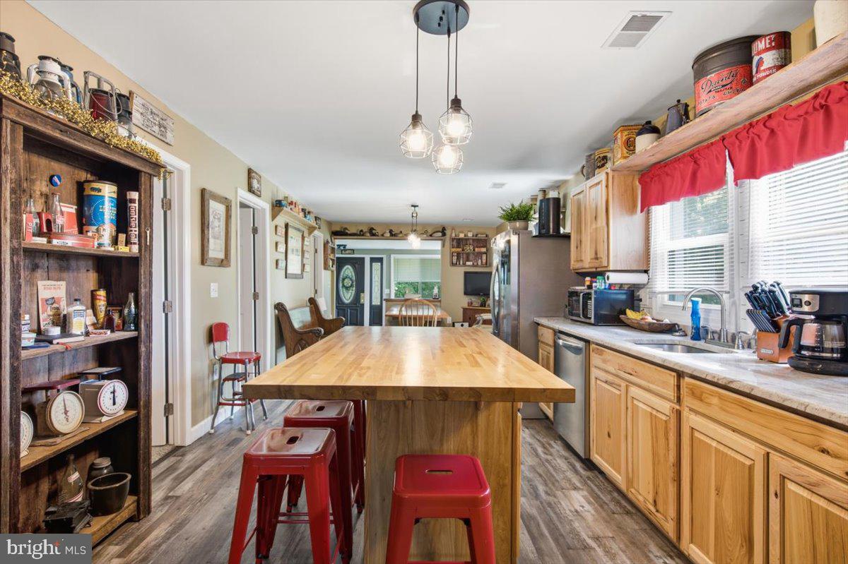 5318 River Property Photo 8