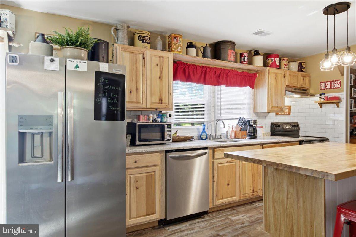 5318 River Property Photo 9