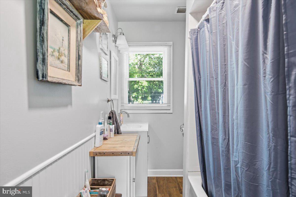 5318 River Property Photo 14