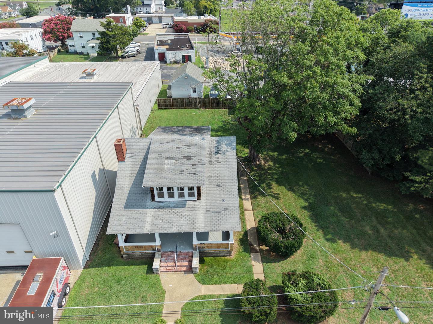 504 Henry St Property Photo 14