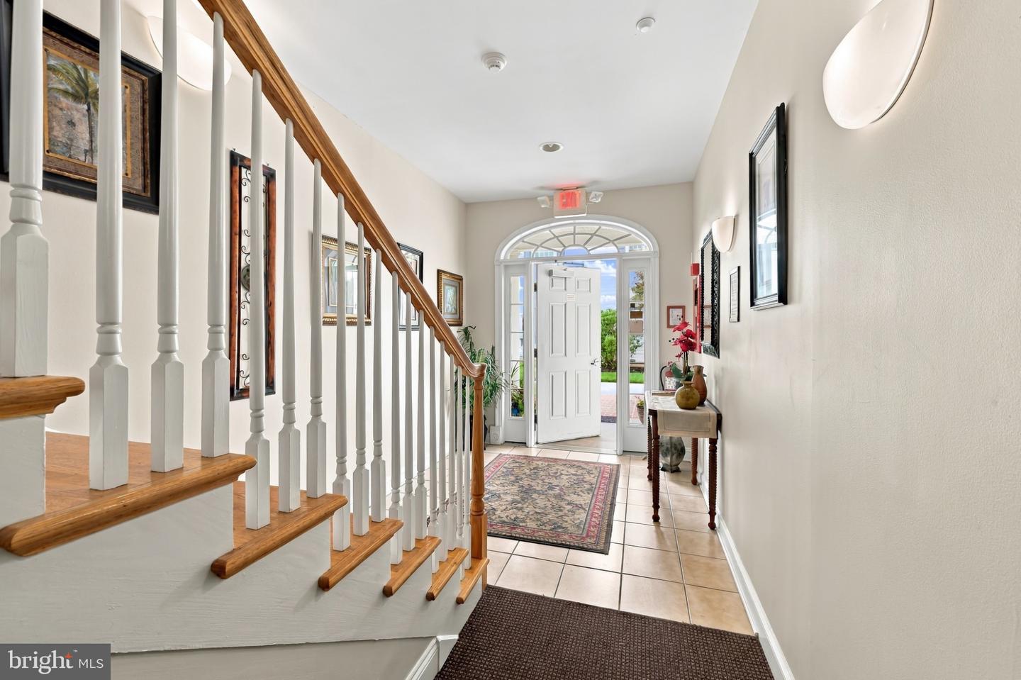 5 Oakley St #304/302 Property Photo 3