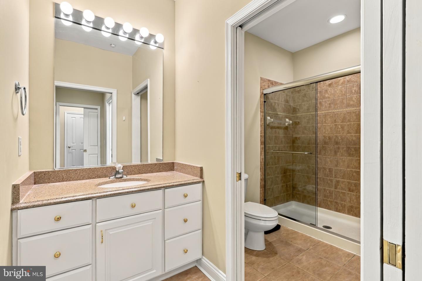 5 Oakley St #304/302 Property Photo 17