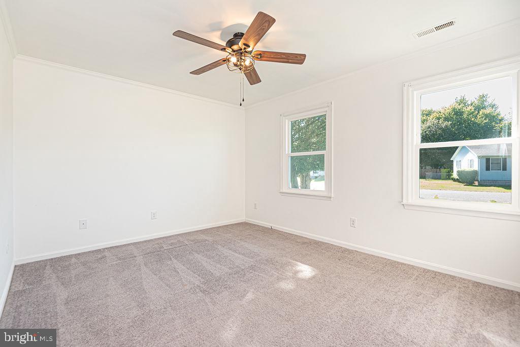 308 Glen Oak Cir Property Photo 9