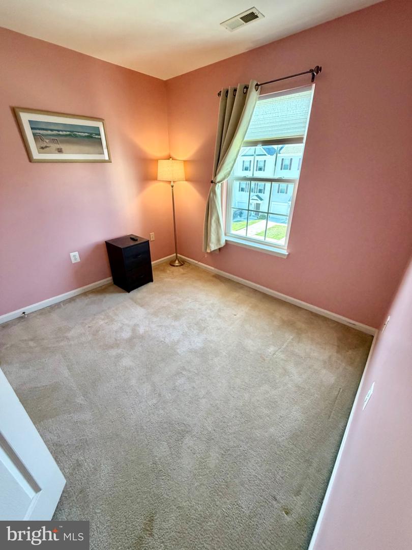 2516 Westwind Blvd #th Property Photo 22
