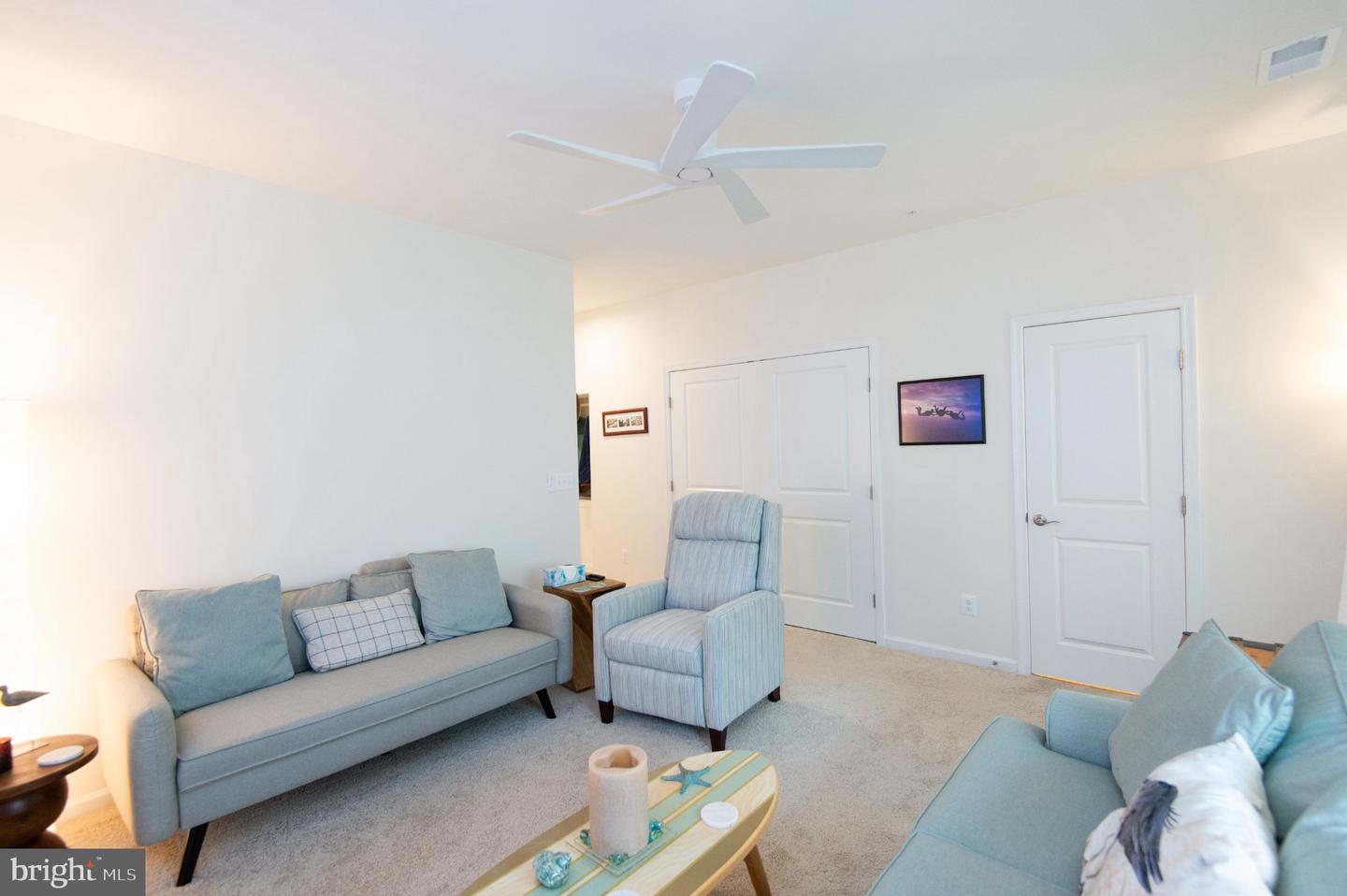 334 Shipyard Dr Property Photo 8